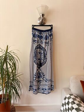 Magic Navy White Medallion Maxi Skirt Boho Floral Print Long Skirt Resort Style